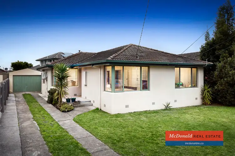 10 Locharn Crescent, Keysborough VIC 3173