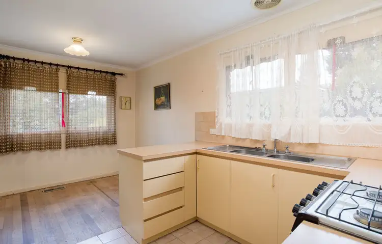 Fifth view of Homely house listing, 76 Bellara Drive, Mooroolbark VIC 3138