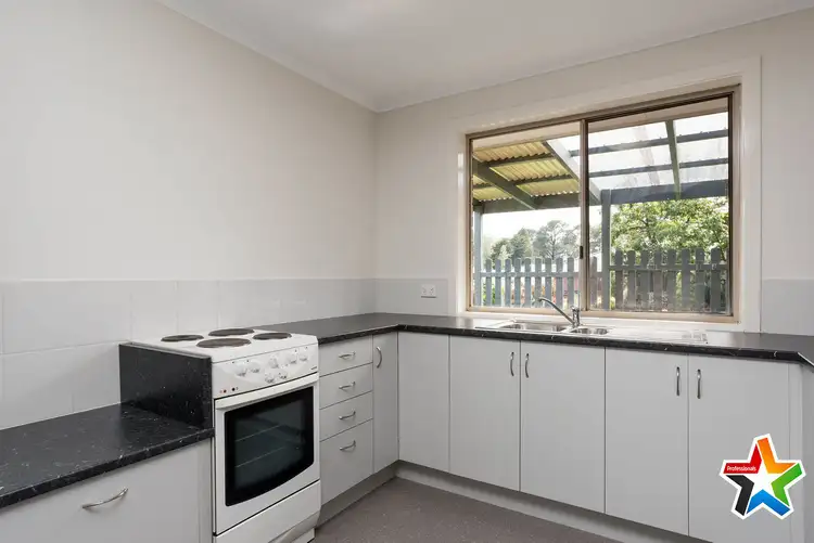 Fifth view of Homely unit listing, 11 Chelsworth Park Lane, Lilydale VIC 3140