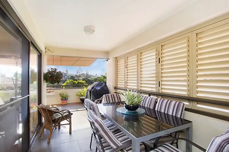 8/37 Dixon Street, Coolangatta QLD 4225