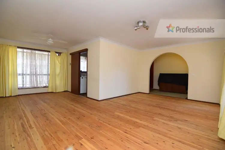 Sixth view of Homely house listing, 9 Tareena Avenue, Kelso NSW 2795
