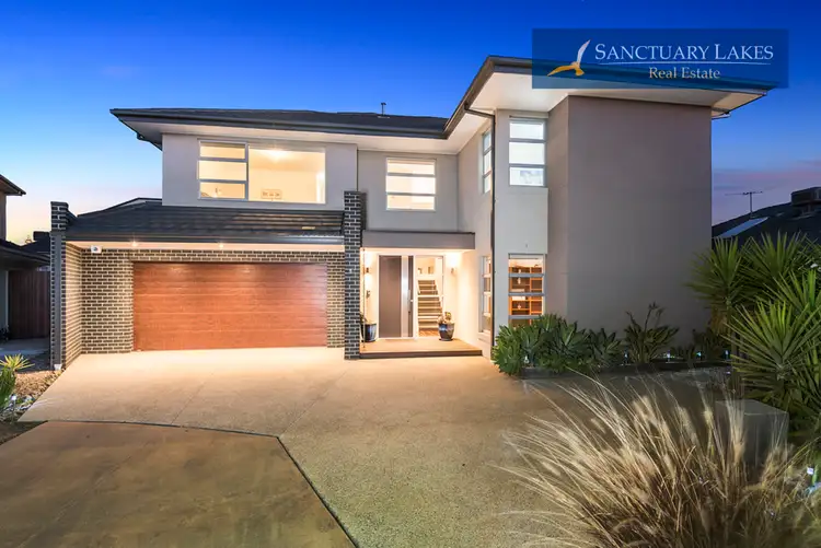 14 Meridian Close, Sanctuary Lakes VIC 3030