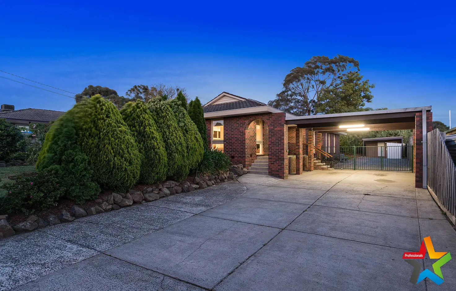 Main view of Homely house listing, 140 Hayrick Lane, Mooroolbark VIC 3138