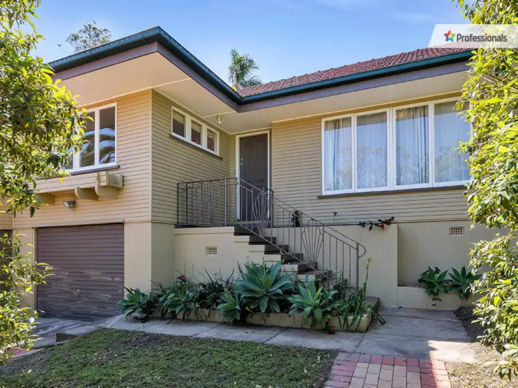 Second view of Homely house listing, 33 Lyon Avenue, Oxley QLD 4075