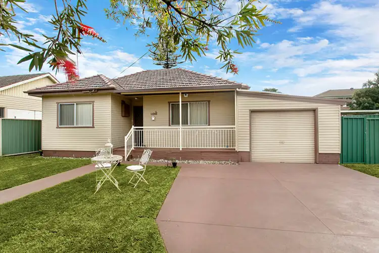 124 Roberts Road, Greenacre NSW 2190