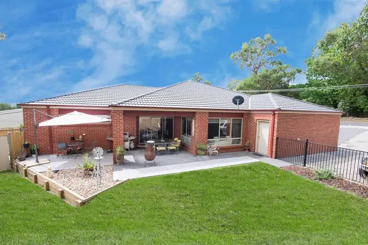 1 Steel Street, Healesville VIC 3777