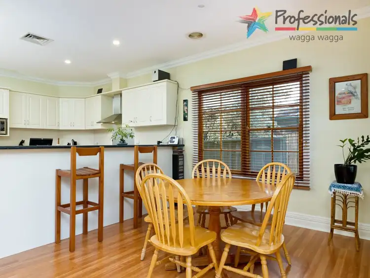 Second view of Homely house listing, 10 Lindsay Street, Wagga Wagga NSW 2650