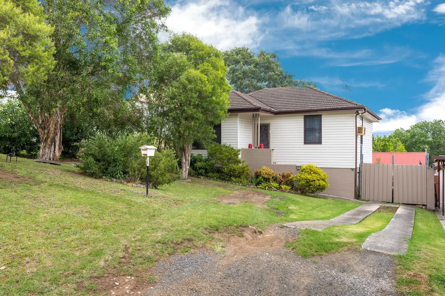 Main view of Homely house listing, 4 Rhondda Street, Berkeley NSW 2506