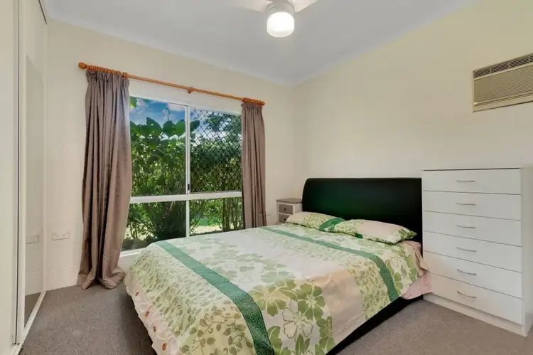 Sixth view of Homely house listing, 8 - 10 DE VECCHI Close, Edmonton QLD 4869