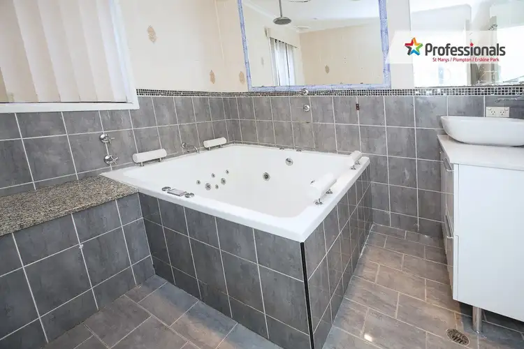 Fifth view of Homely house listing, 19 Hennesy Crescent, Shalvey NSW 2770