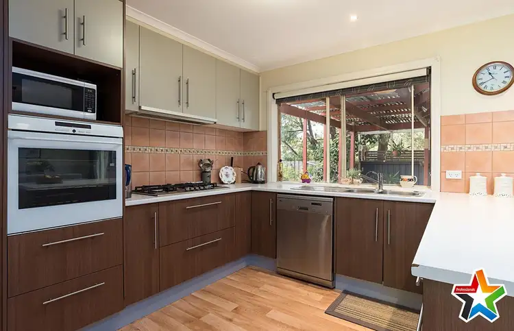 Fourth view of Homely house listing, 2 Michael Lane, Mount Evelyn VIC 3796