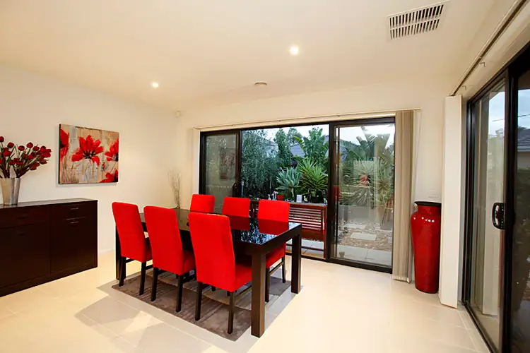 Fifth view of Homely house listing, 18 Half Moon Terrace, Sanctuary Lakes VIC 3030