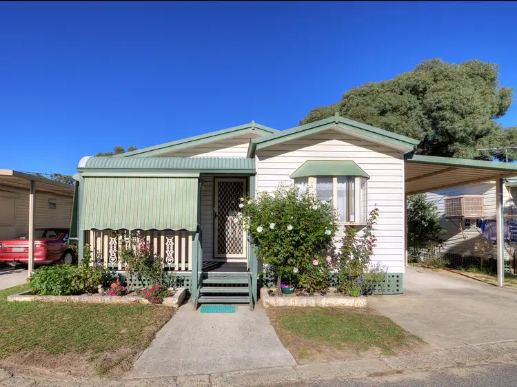 20/351 Hawtin Road, Forrestfield WA 6058