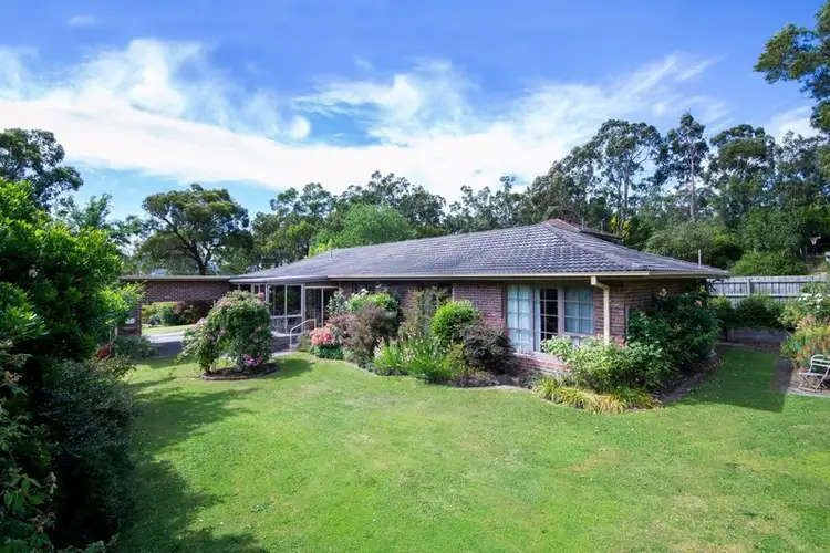 26 Braeside Drive, Launching Place VIC 3139