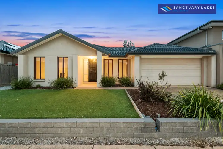 14 The Esplanade, Sanctuary Lakes VIC 3030