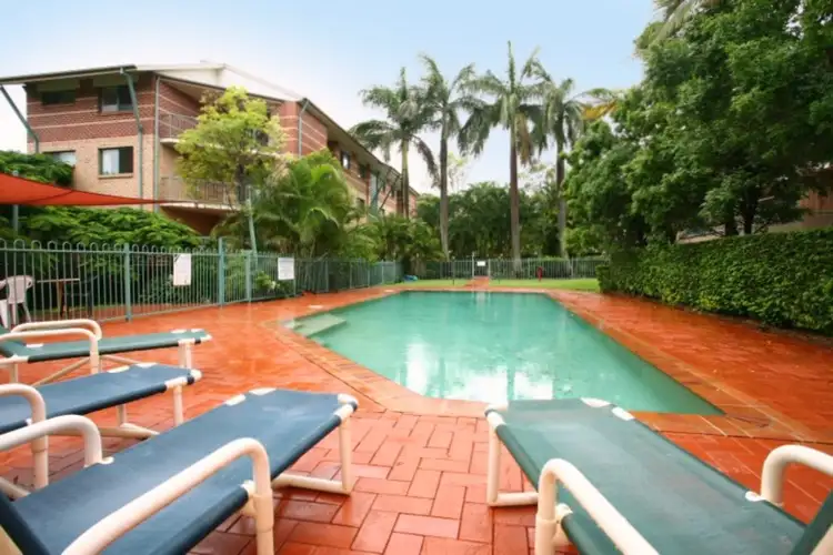 51/45 Pohlman Street, Southport QLD 4215