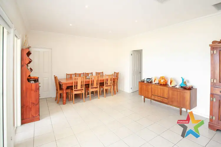 Fifth view of Homely townhouse listing, 36/313 Eighth Street, Mildura VIC 3500
