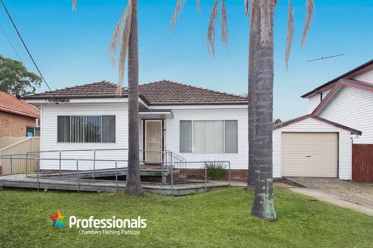 13 Laundess Avenue, Panania NSW 2213