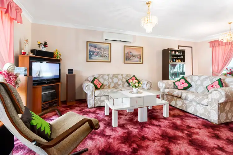 Second view of Homely house listing, 70 Cleopatra Drive, Rosemeadow NSW 2560