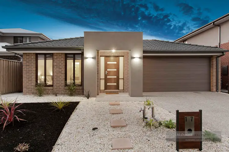 17 Wattleseed Way, Keysborough VIC 3173