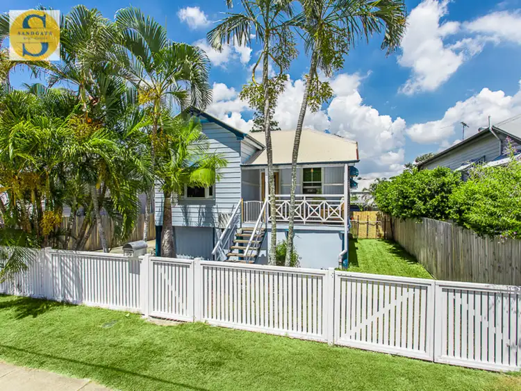 175 Rainbow Street, Sandgate QLD 4017
