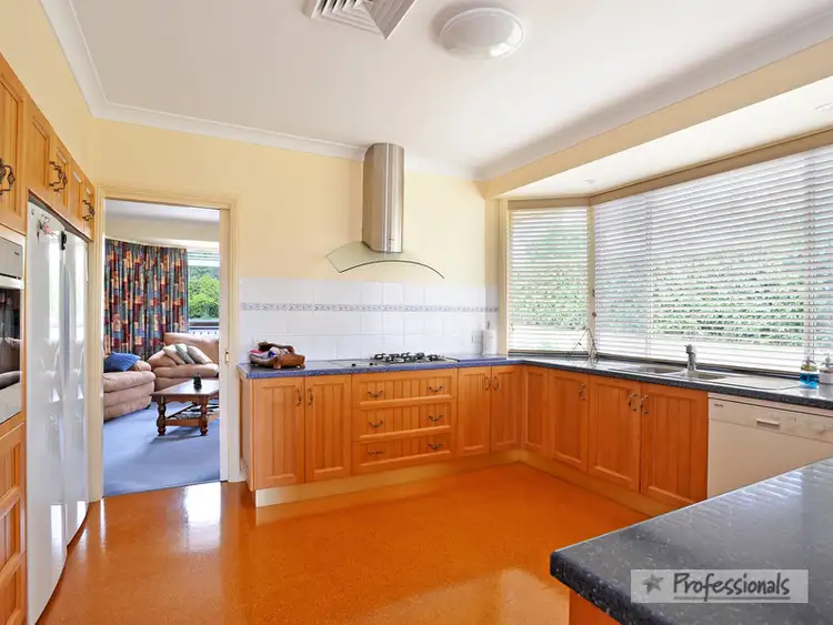 Fifth view of Homely house listing, 10 Todd Close, Armidale NSW 2350