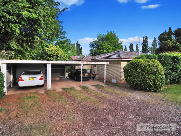 Second view of Homely unit listing, 79 Queen Elizabeth Drive, Armidale NSW 2350