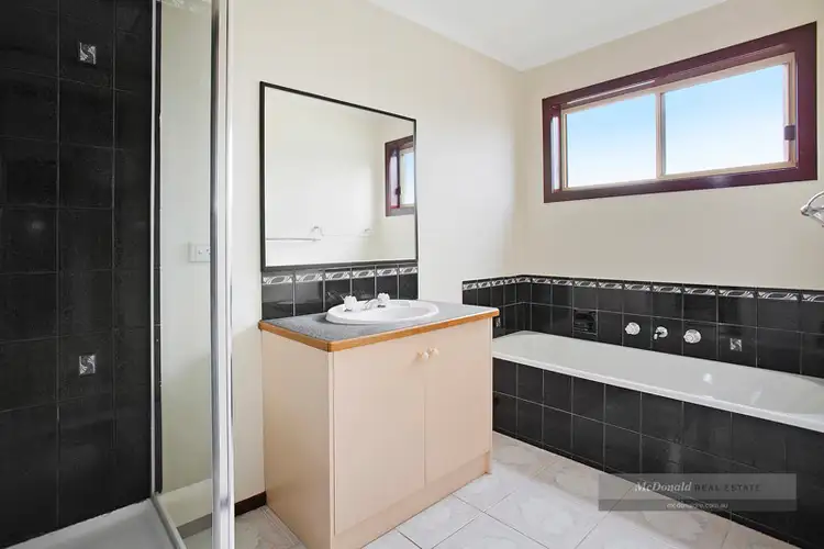 Fifth view of Homely house listing, 2 Leeson Place, Keysborough VIC 3173