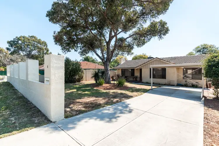 8 Western Place, High Wycombe WA 6057