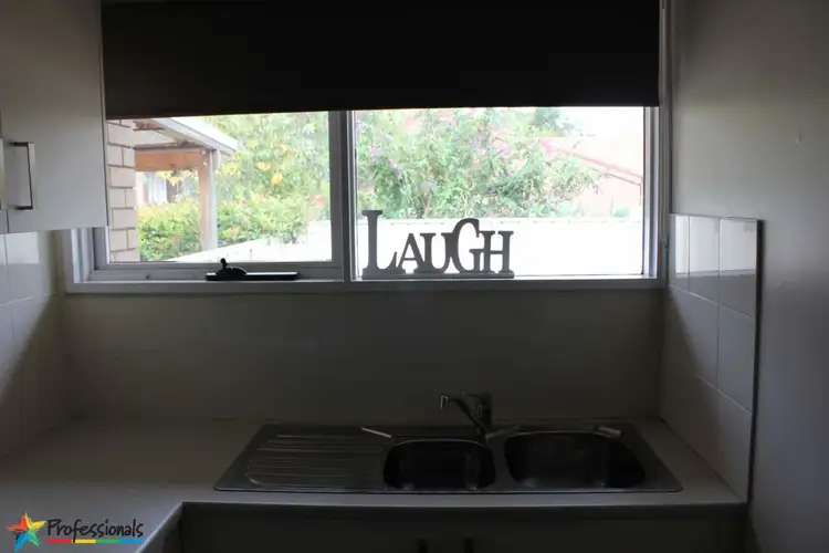 Seventh view of Homely villa listing, 26 Middlemiss Place, Bathurst NSW 2795