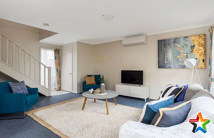 Second view of Homely unit listing, 2/662-668 Mount Dandeong Road, Kilsyth VIC 3137