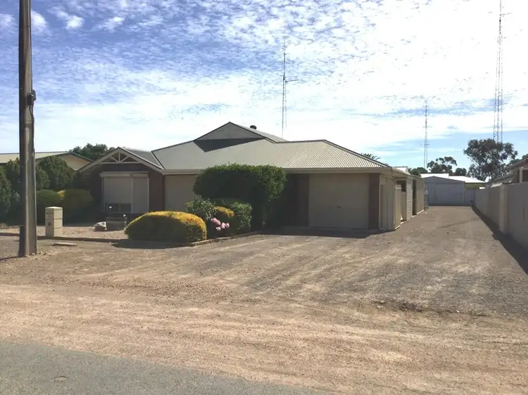 44 Moyle Street