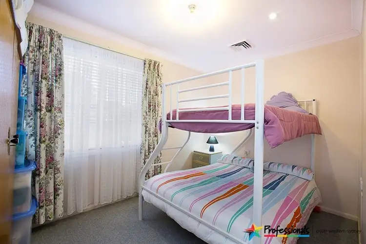 Fifth view of Homely house listing, 2 Seal Place, Tregear NSW 2770