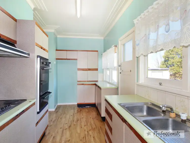 Sixth view of Homely house listing, 132 Erskine Street, Armidale NSW 2350