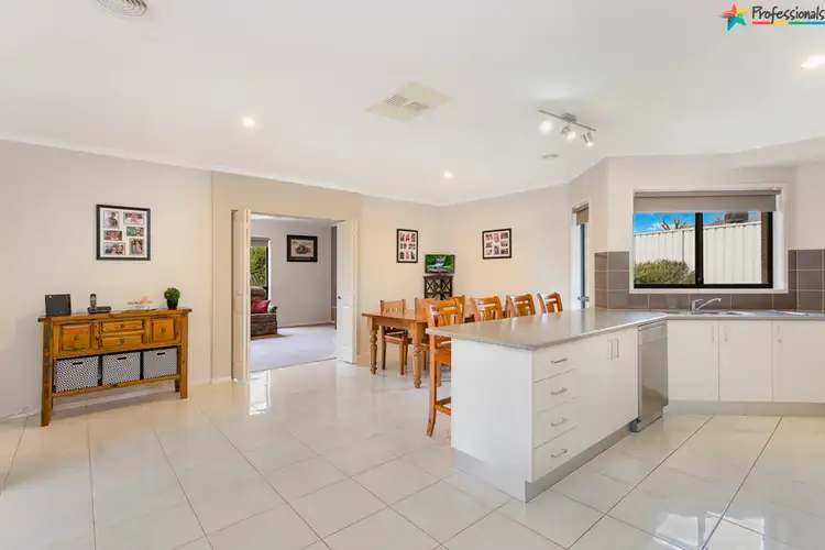 Fifth view of Homely house listing, 4 Boyd Court, Baranduda VIC 3691