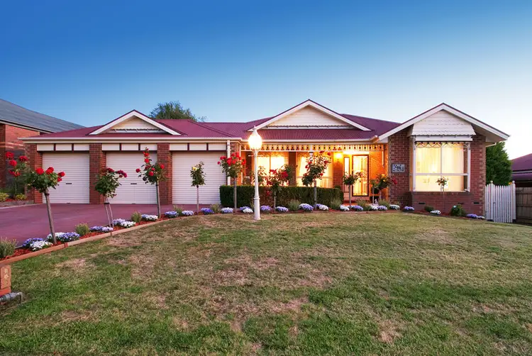 96 Eucalypt Drive, Lilydale VIC 3140