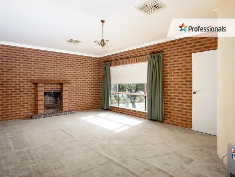 Second view of Homely house listing, 3 Corella Place, Estella NSW 2650