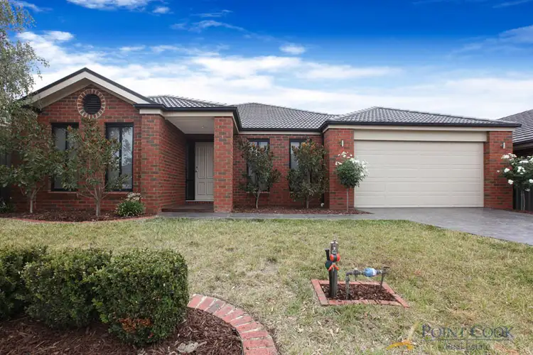 18 Whitlam Green, Point Cook VIC 3030