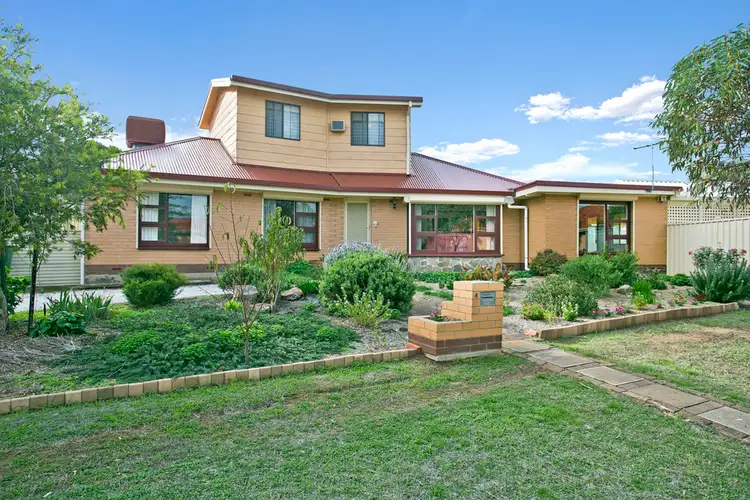 4 Kym Avenue, Valley View SA 5093