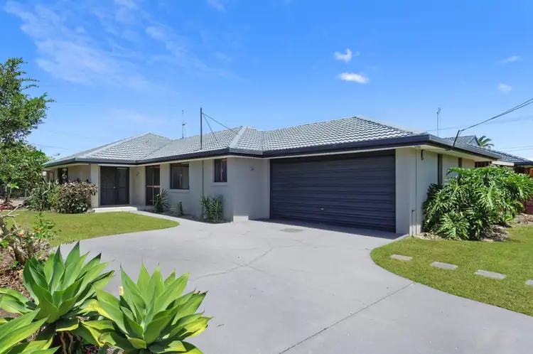 3 Vaucluse Place, Sorrento QLD 4217