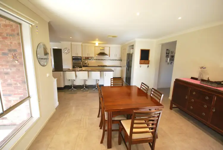 Fifth view of Homely house listing, 14 Jindabyne Court, Kialla VIC 3631