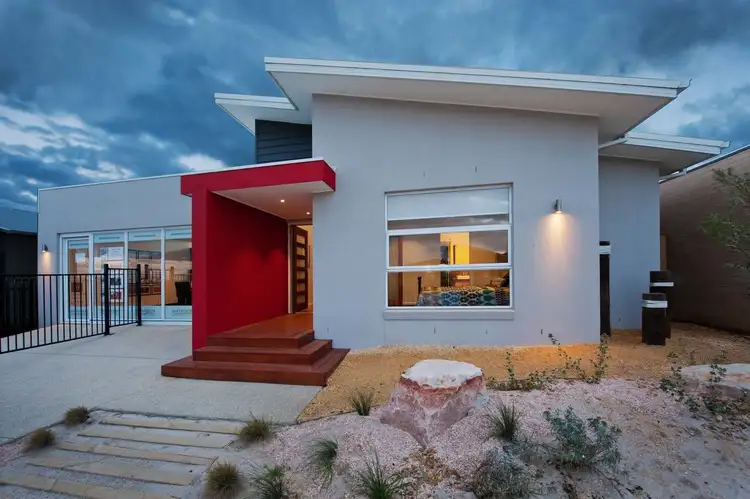 32 Coastside Drive, Armstrong Creek VIC 3217