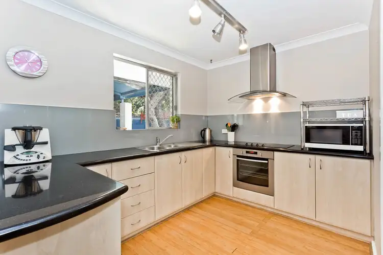 55 Salix Way, Forrestfield WA 6058