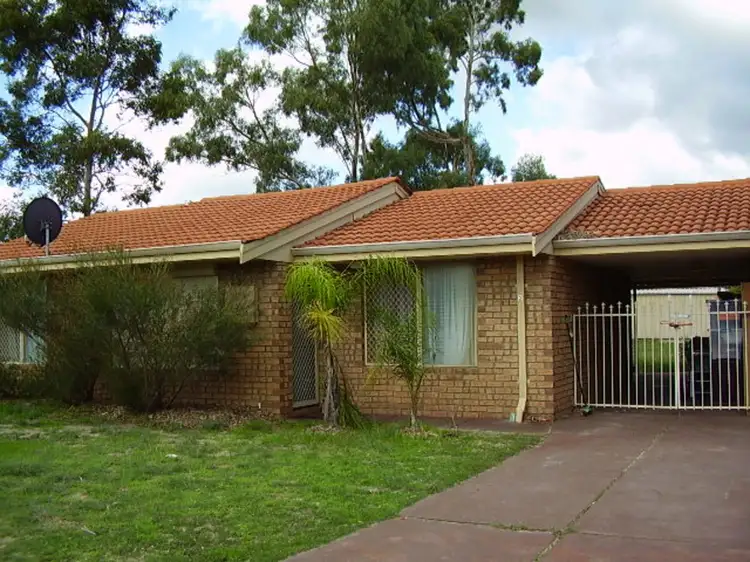 2/84 Agincourt Drive, Forrestfield WA 6058
