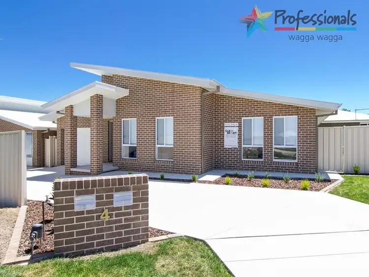 1/4 Mulberrygong Court, Estella NSW 2650