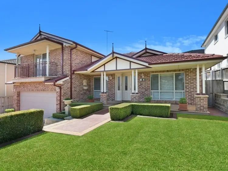 7 Flametree Street, Casula NSW 2170