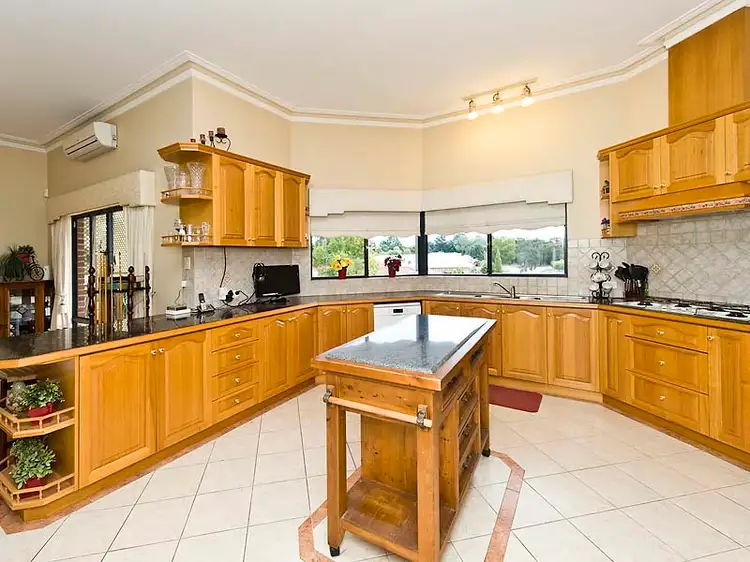 Fifth view of Homely house listing, 6 Pipit Court, Ellenbrook WA 6069