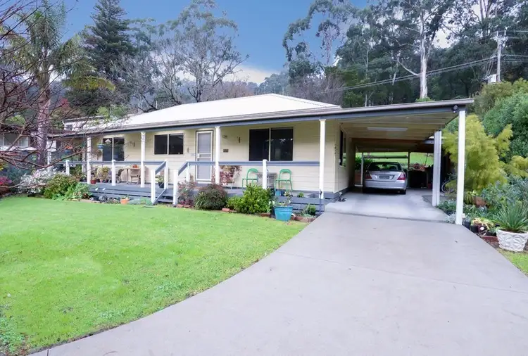 Main view of Homely house listing, 3 Lithgow Avenue, Warburton VIC 3799