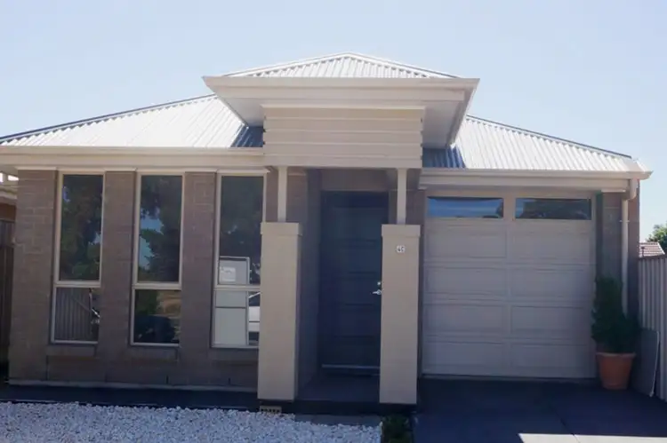 4 & 4C Folland Avenue, Northfield SA 5085