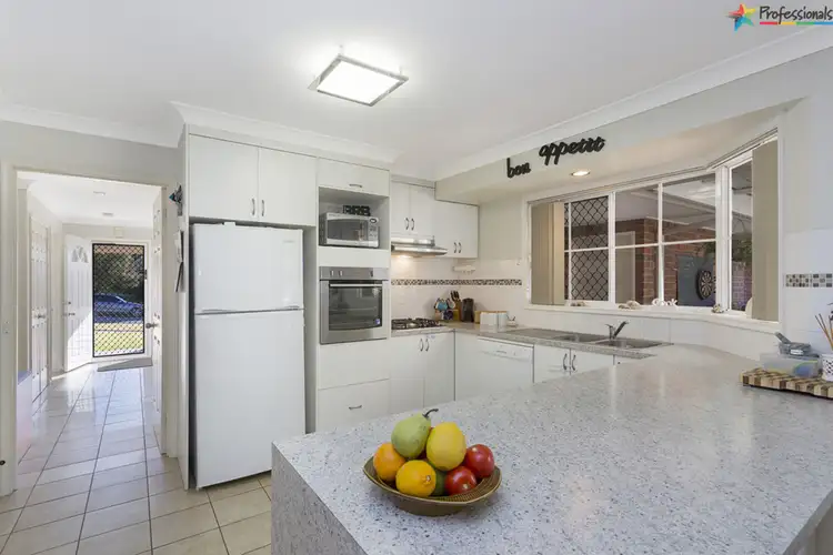 Third view of Homely house listing, 31 McCulloch Crescent, Wodonga VIC 3690